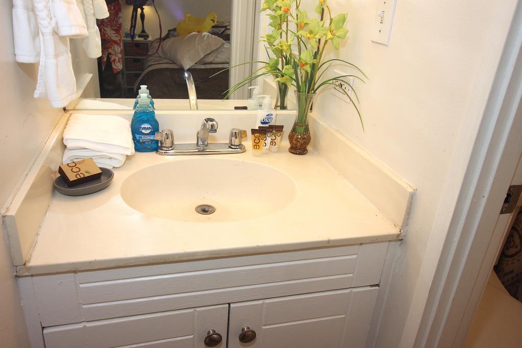 Kuhio Condo 810 โฮโนลูลู ห้อง รูปภาพ